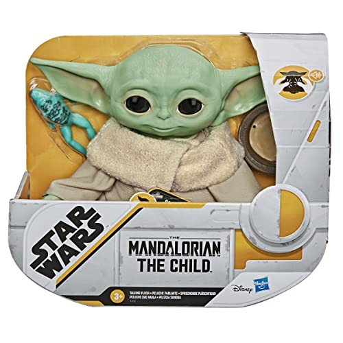 Star Wars The Kid Talking Plush Toy con sonidos de personajes y accesorios, The Mandalorian Toy para niños a partir de 3 años