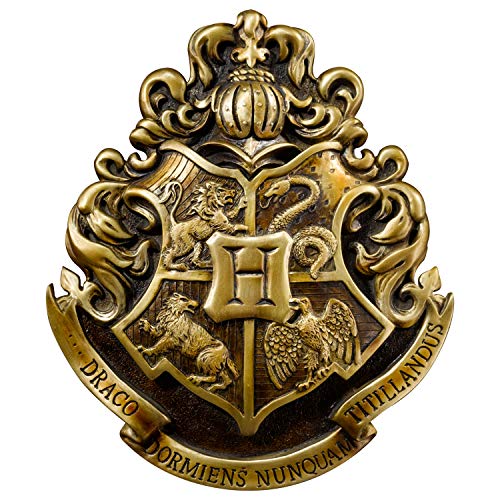 La colección Noble Hogwarts Crest Wall Art